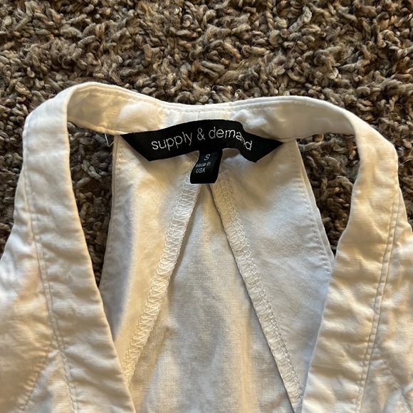 White button down twist front top from stitch fix! - Picture 4 of 4